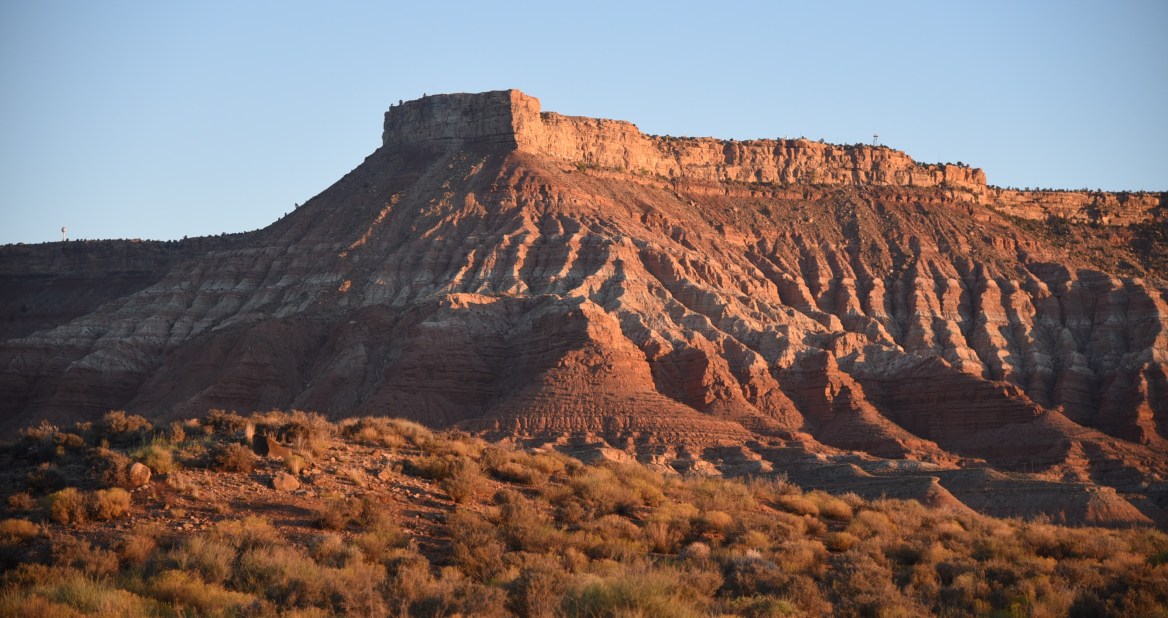 boondocking spot view of cliff.jpg