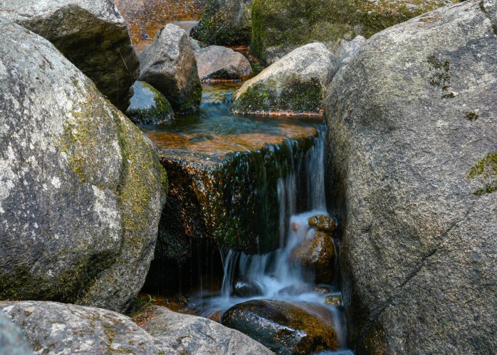 Cobblestone Bridge waterfall (1 of 1)